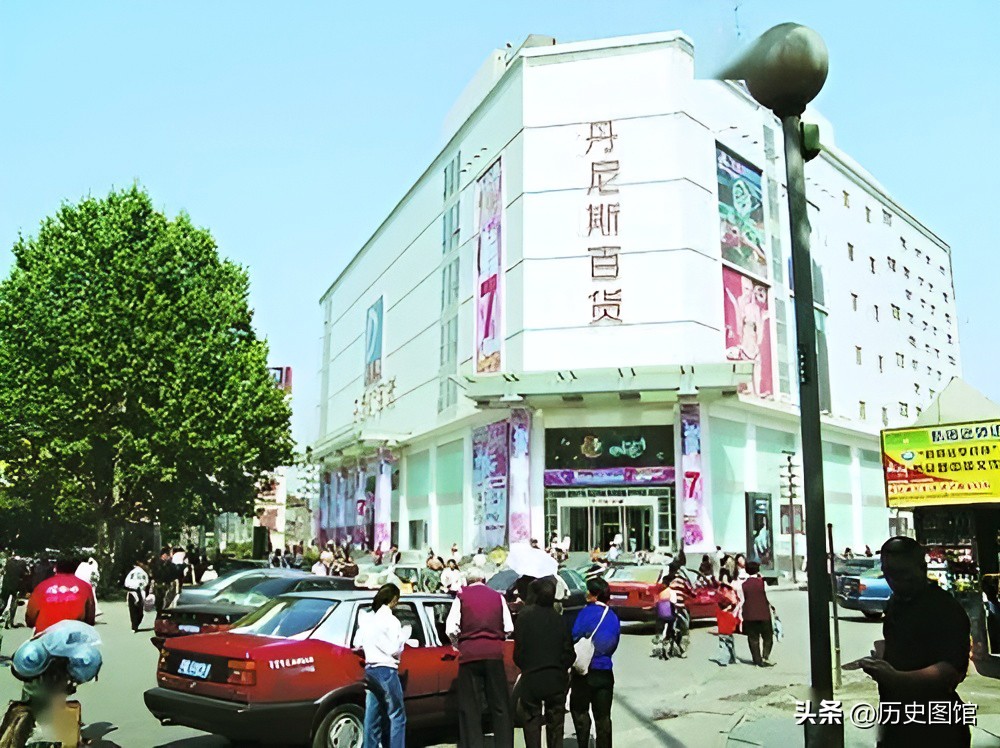 _郑州老广场是东广场还是西广场_郑州老街