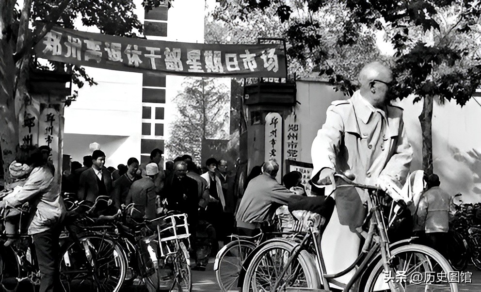 郑州老广场是东广场还是西广场__郑州老街