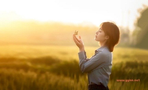 友善的孤独者：脾气随和与灵魂孤独的成熟标志-Stars柳岸晚风